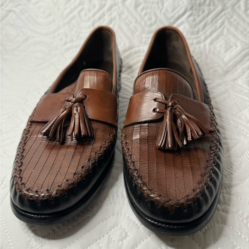 Cole Haan Loafers Black/Brown Leather 3242 Tassel Loafers Size 8